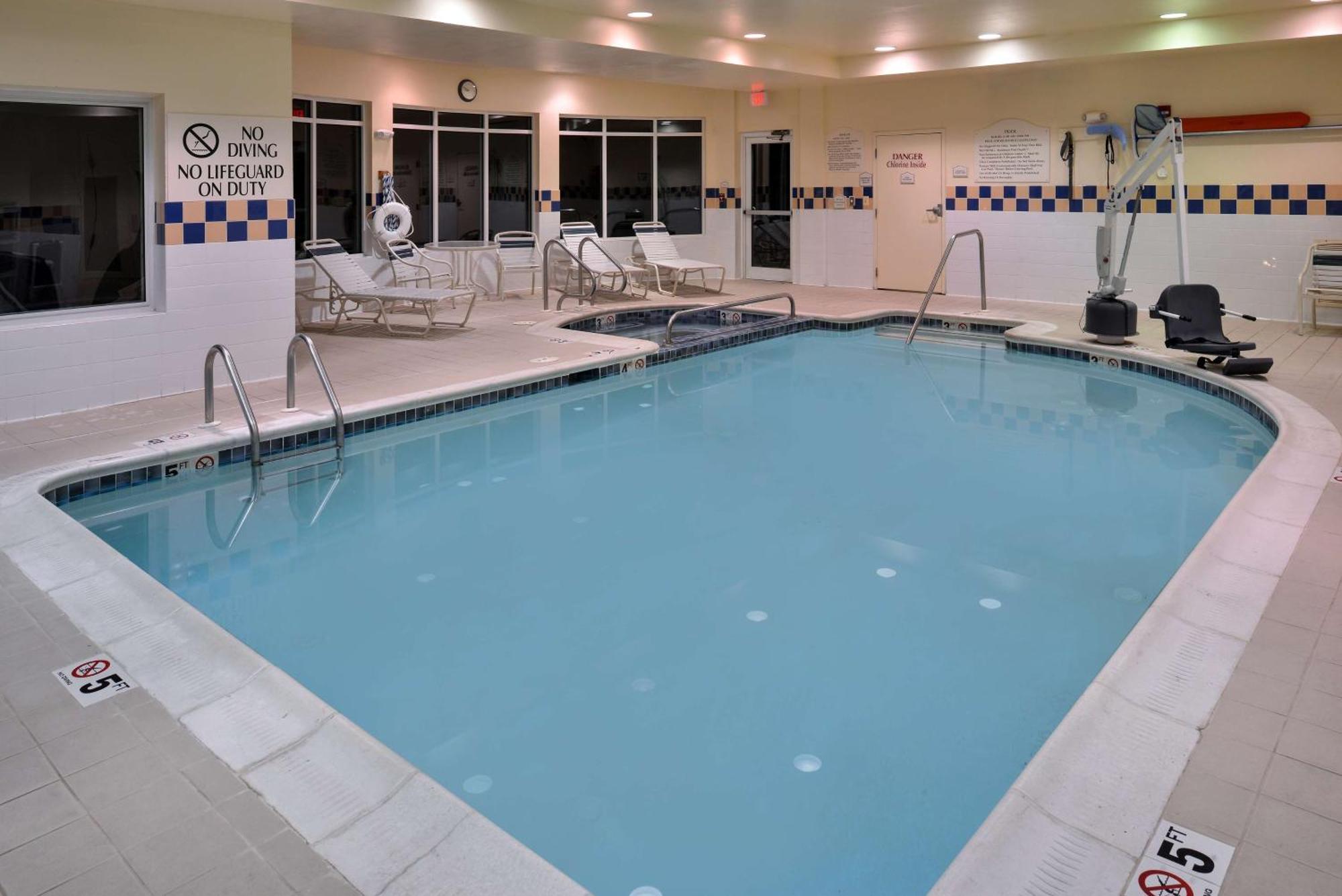 Hilton Garden Inn Колумбия Экстерьер фото